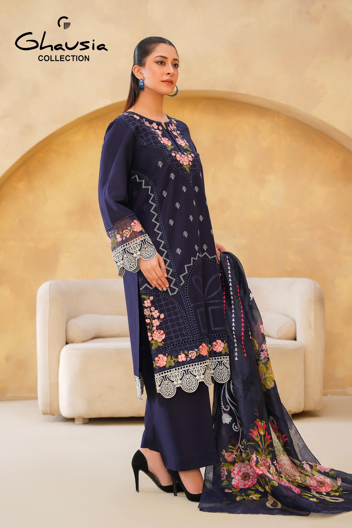 Lawn Embroidered 3P - G2303
