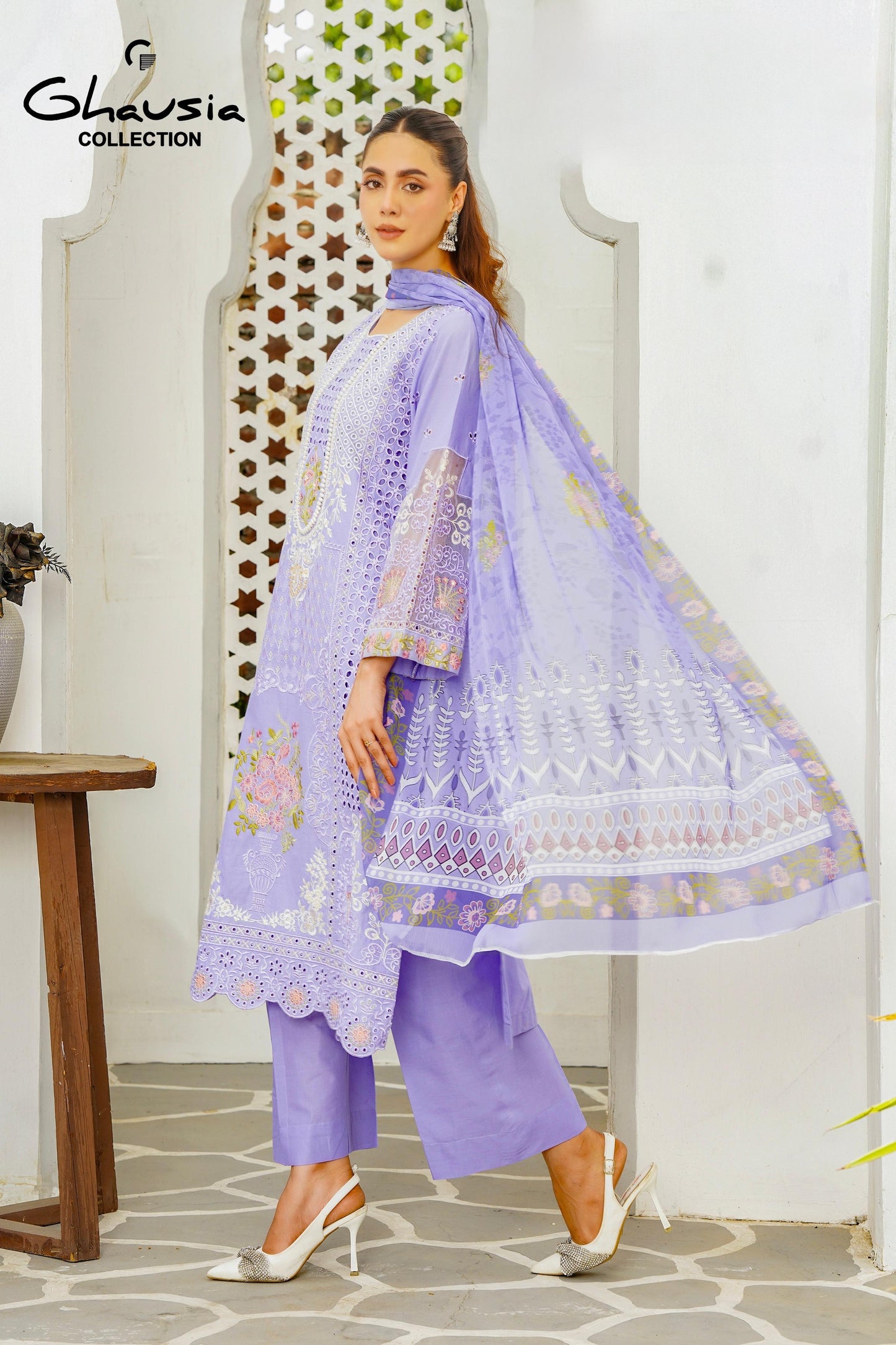 Lawn Embroidered Kurta - G2118