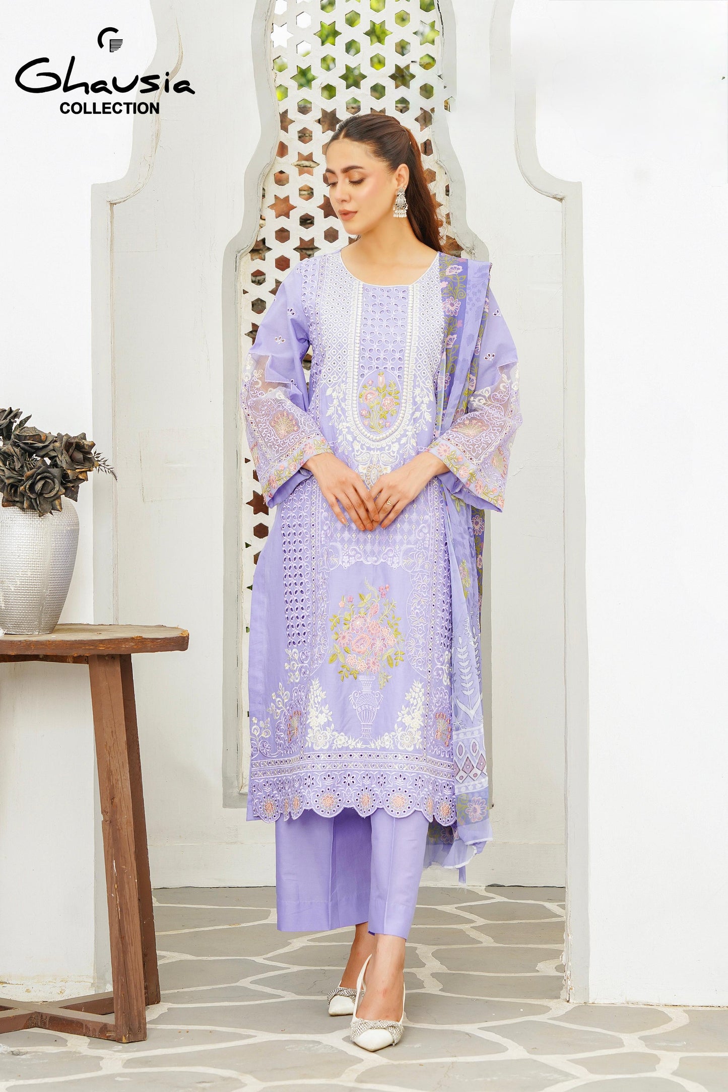 Lawn Embroidered Kurta - G2118