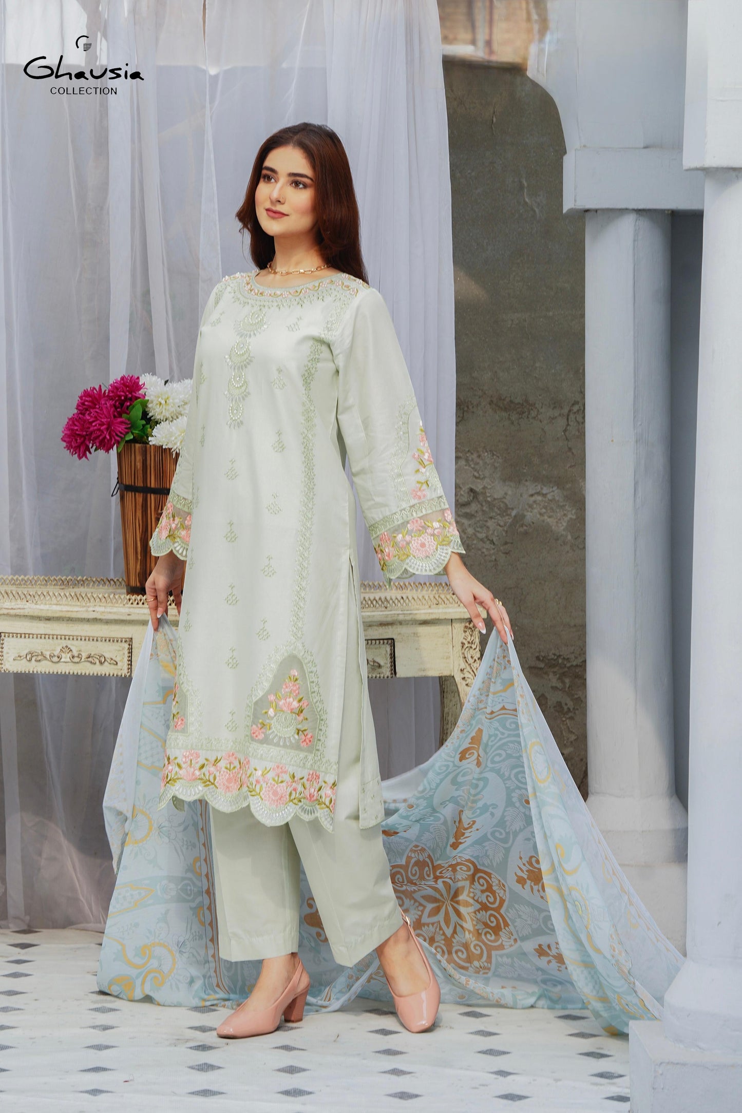 Lawn Patch work & Embroidered kurta - G2017