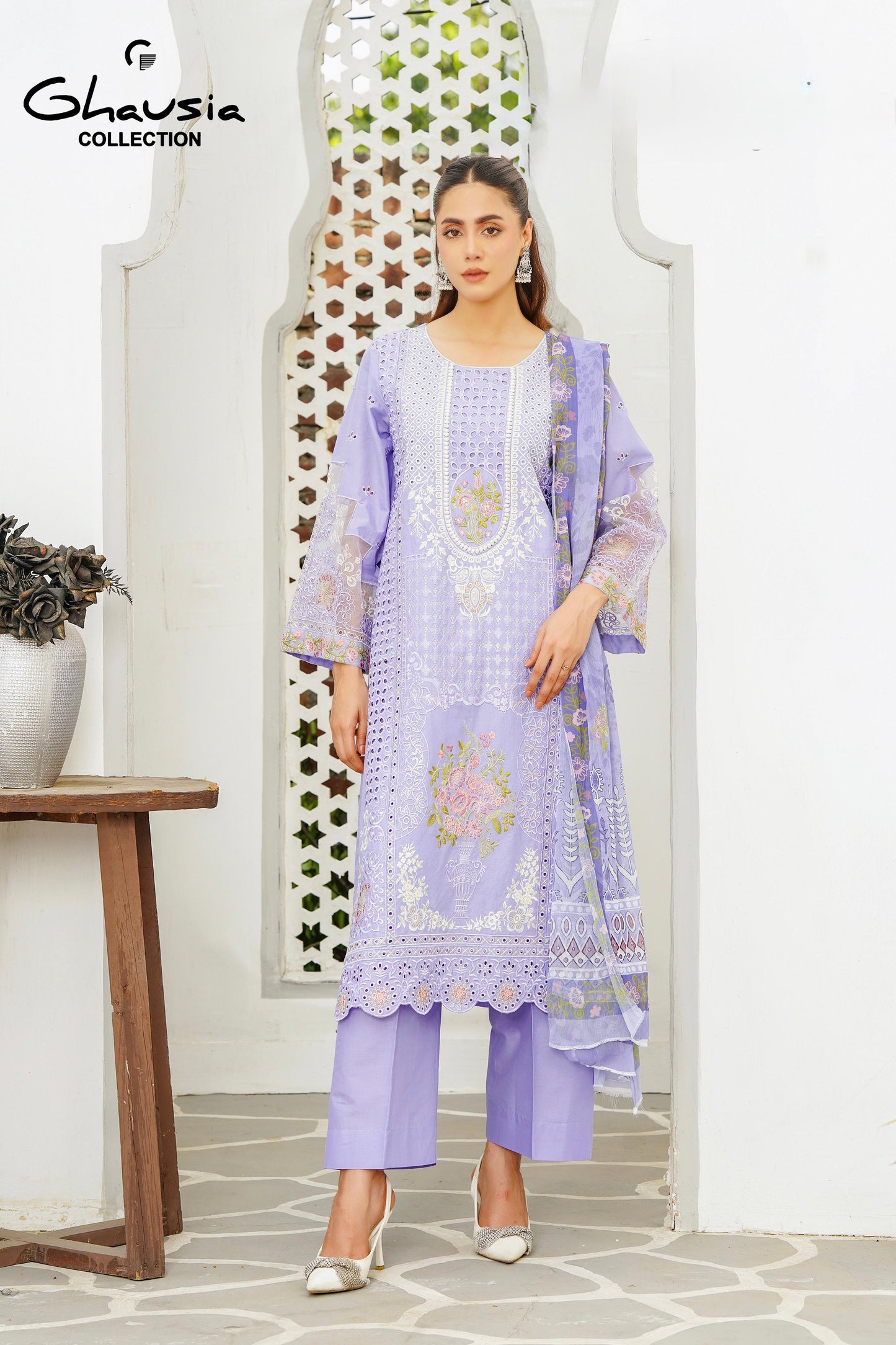 Lawn Embroidered Kurta - G2118