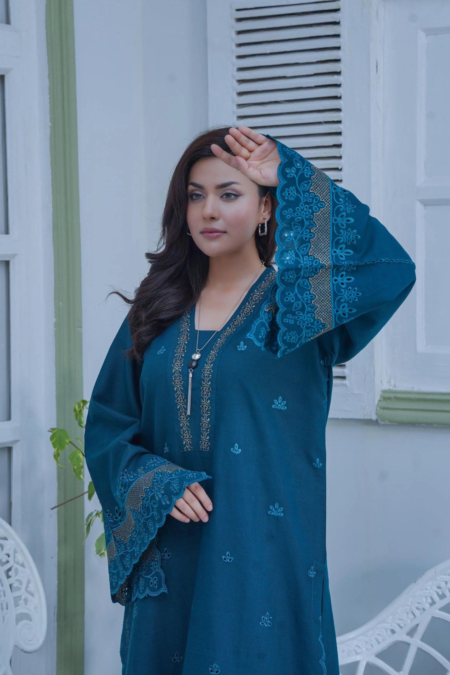 Embroidered Cambric Cotton 2pc ~ G1915 - Ghausia Collection