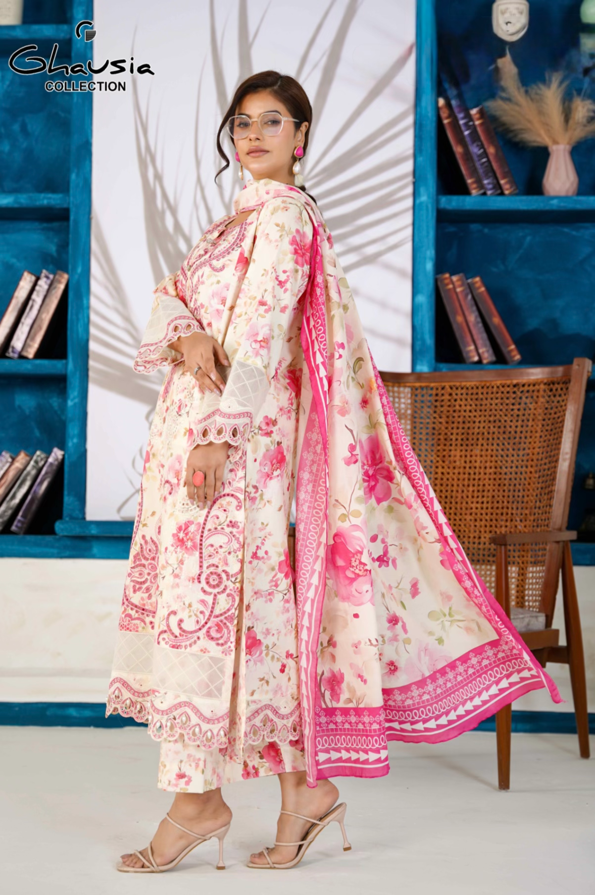 Printed Lawn Embroidered Kurta 4P - G2284
