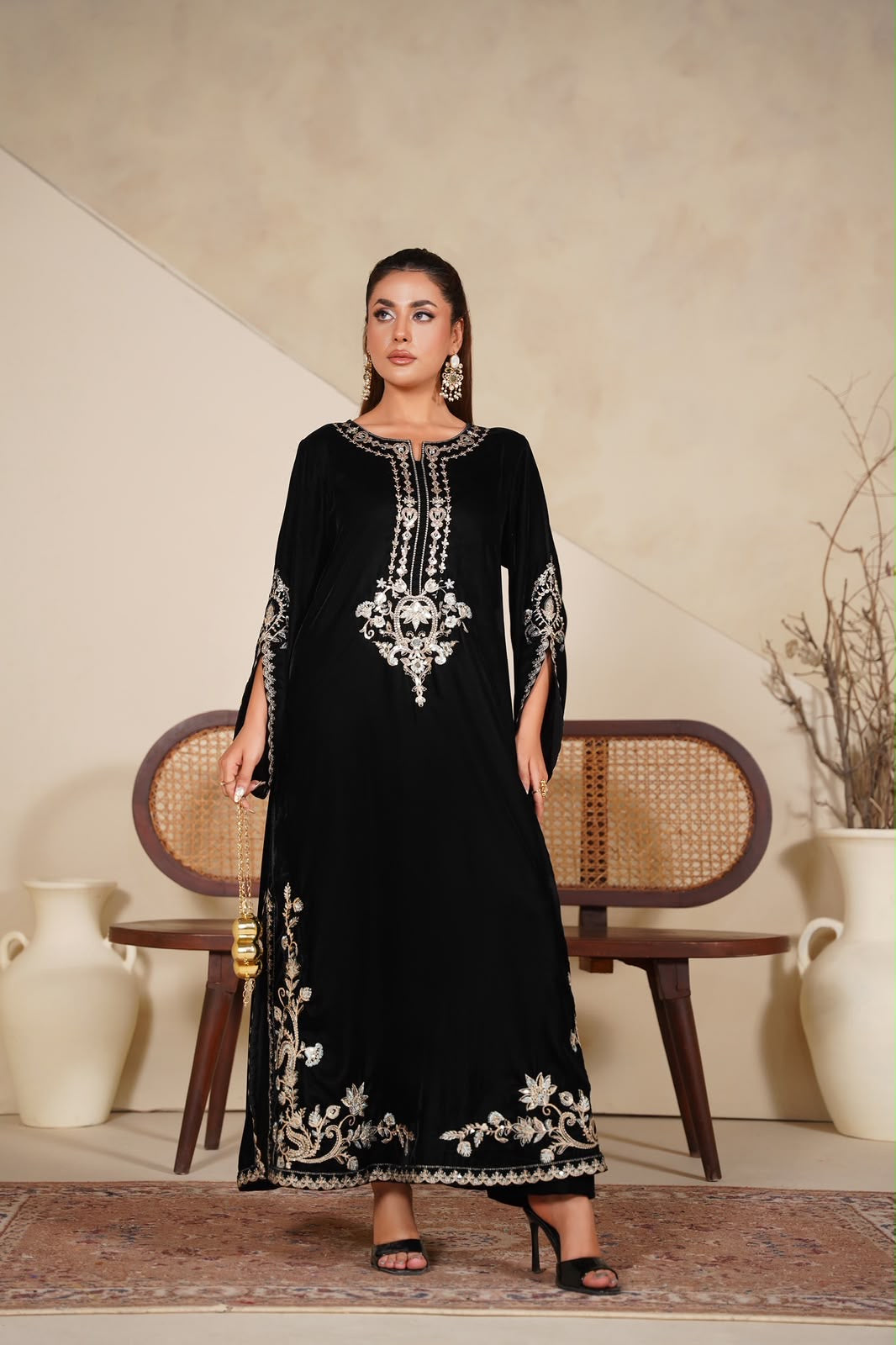Velvet Embroidered Kurta - G2451