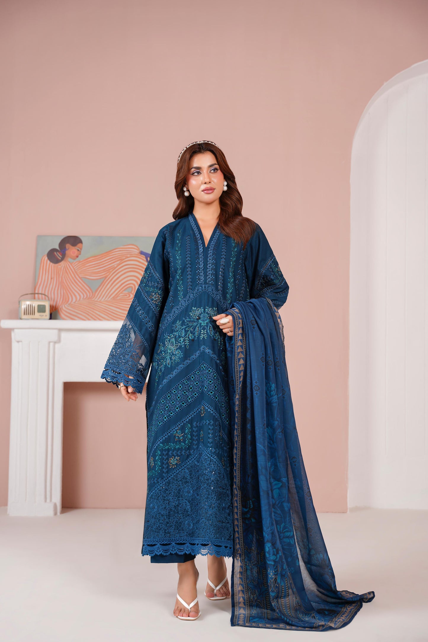 Embroidered Cambric Cotton 3pc