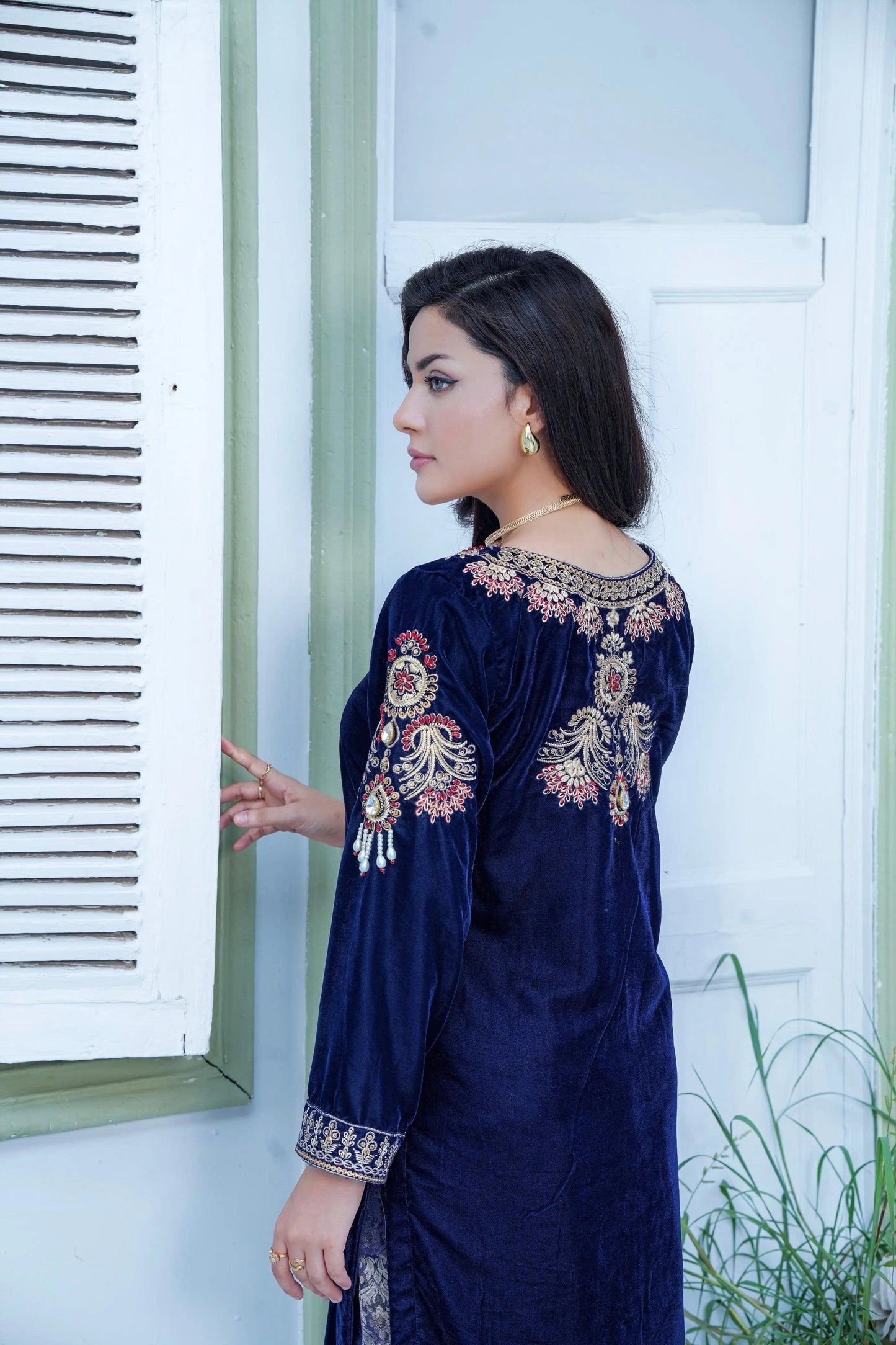 Velvet Embroidered 2p - - Ghausia Collection