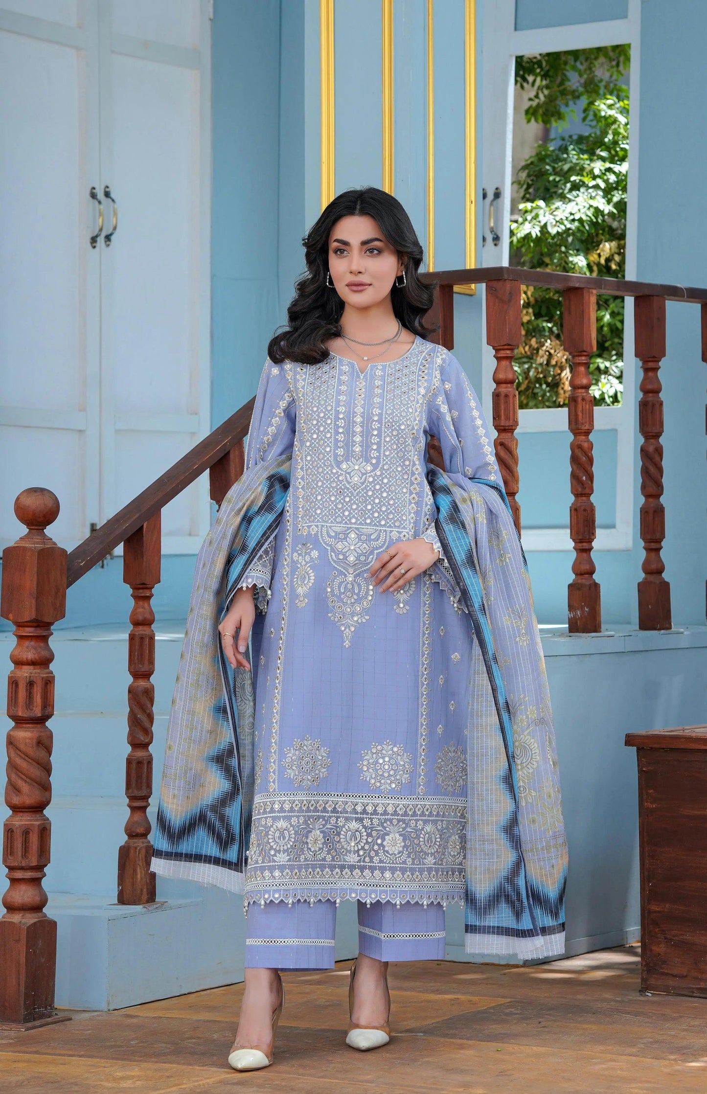 Long Embroidered Lawn 3p - G1866 - Ghausia Collection