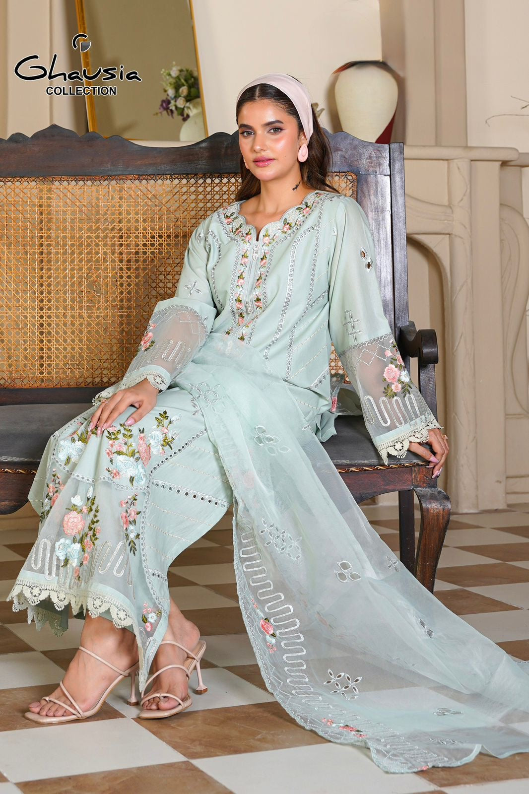 Lawn Embroidered Kurta 3P - G2352