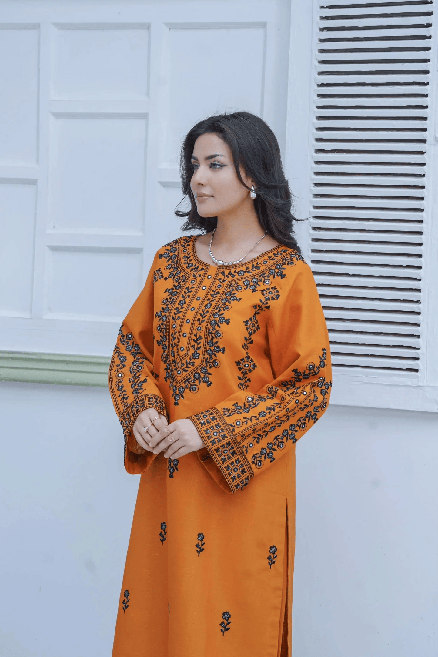 Embroidered Cambric Cotton 2pc ~ G1919 - Ghausia Collection