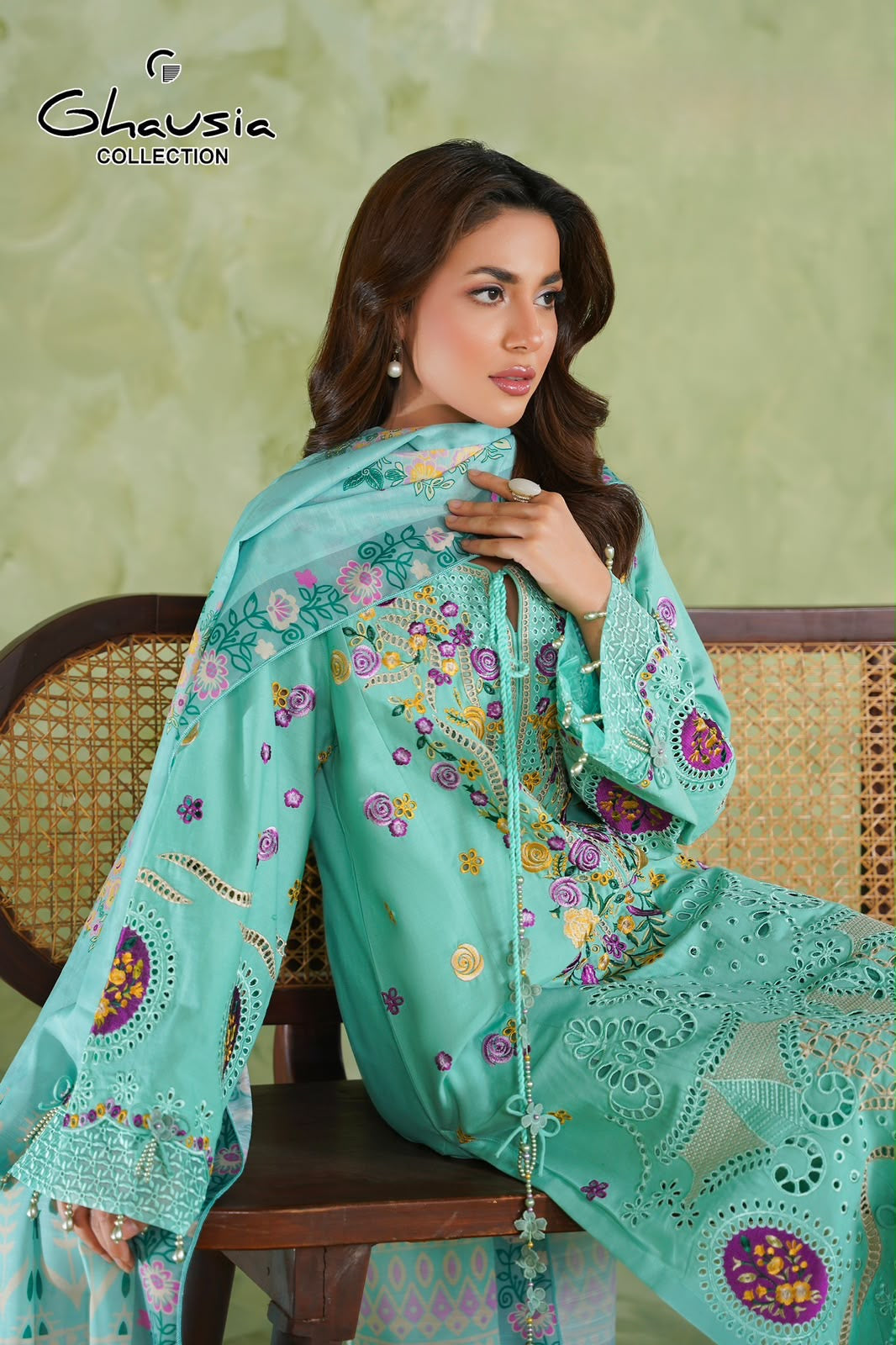 Embroidered Cambric Cotton 3pc