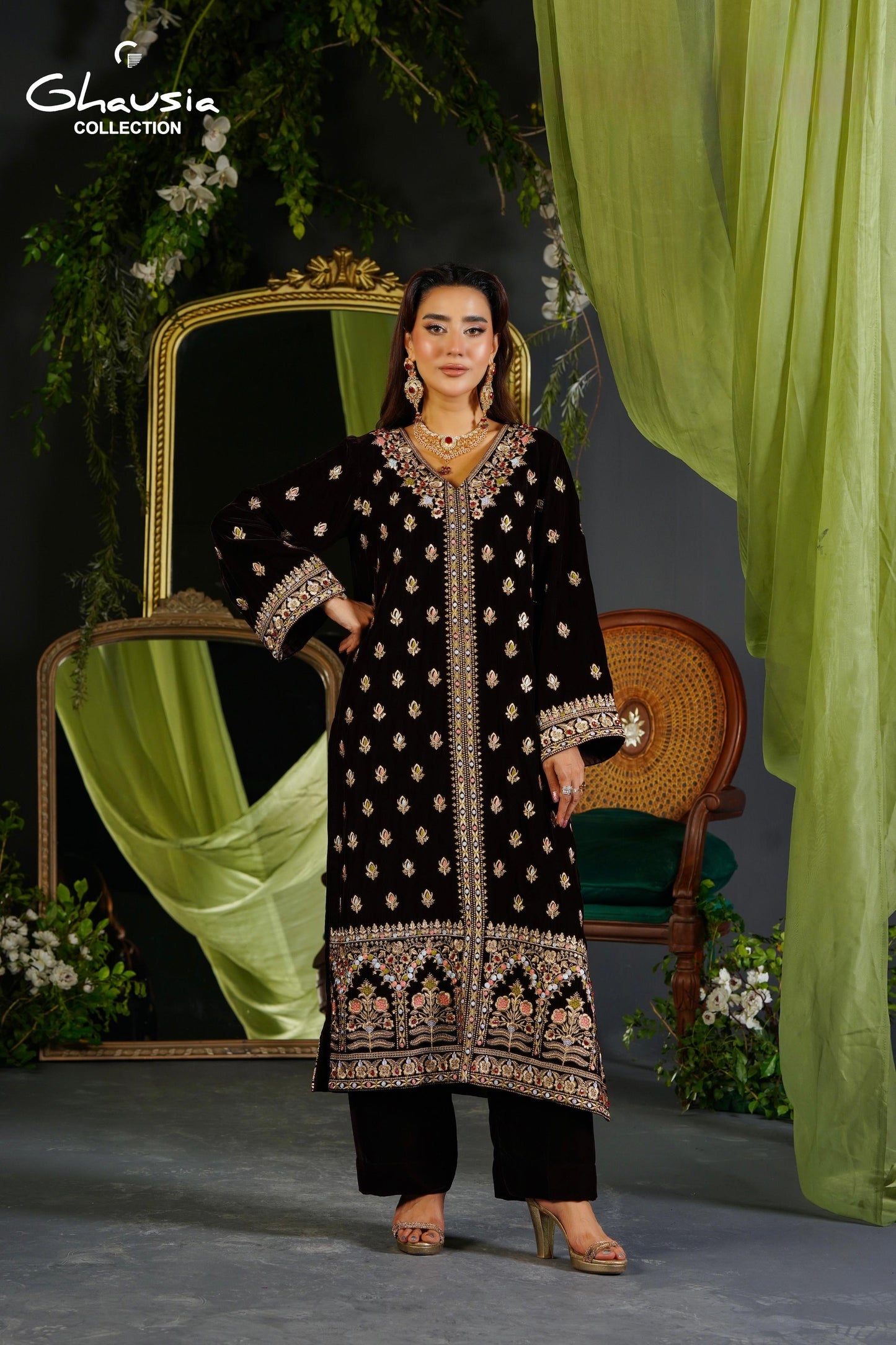 Velvet Embroidered Kurta - G2182