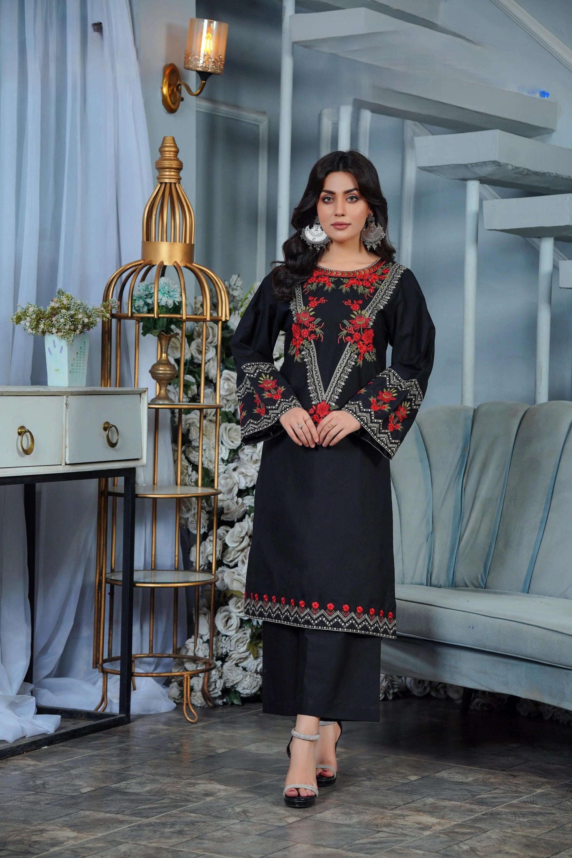 Embroidered Cambric Cotton 2pc - G1905 - Ghausia Collection