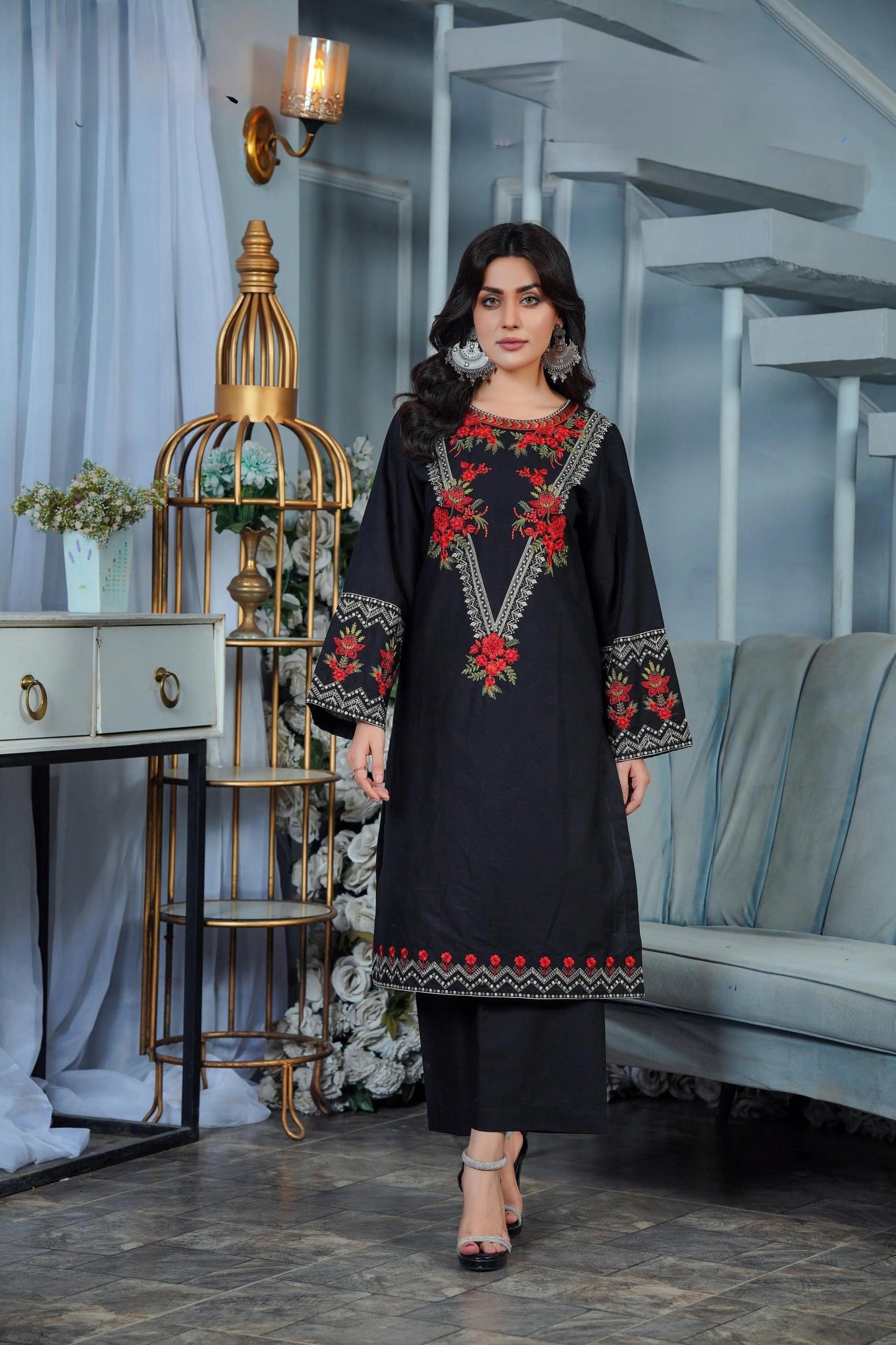 Embroidered Cambric Cotton 2pc - G1905 - Ghausia Collection