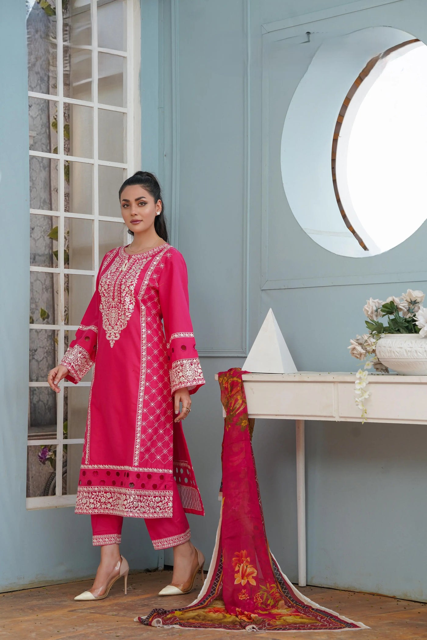 Embroidered long Lawn 3p - G1816 Ghausia Collection